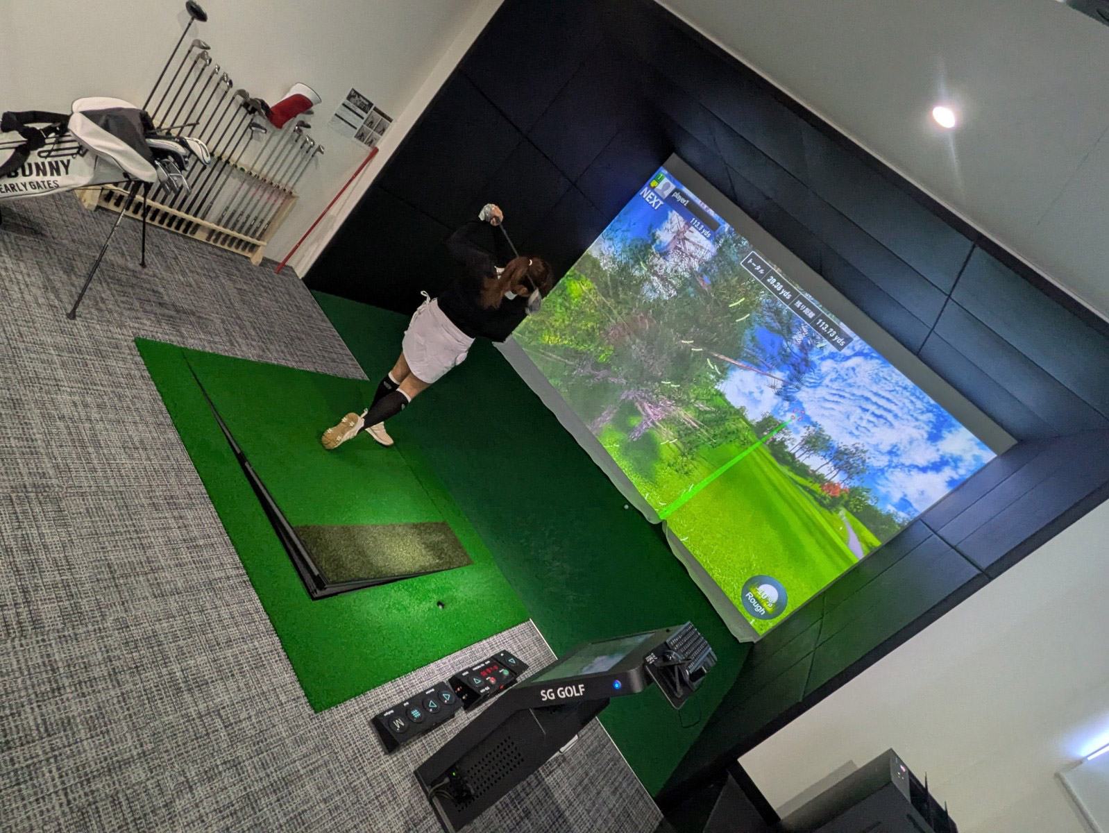 岐阜 シミュレーションゴルフ 部屋